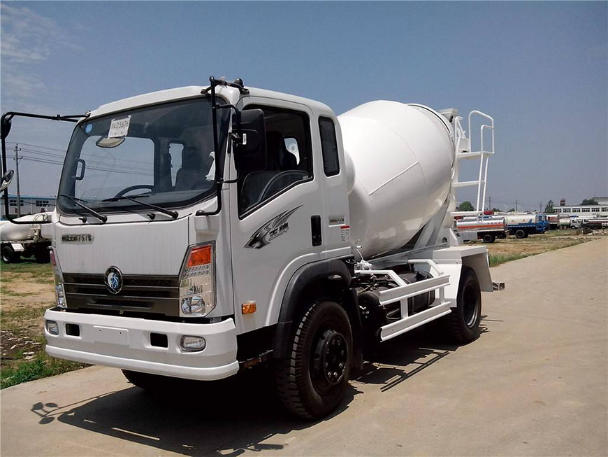 重汽王牌6方攪拌車(chē)